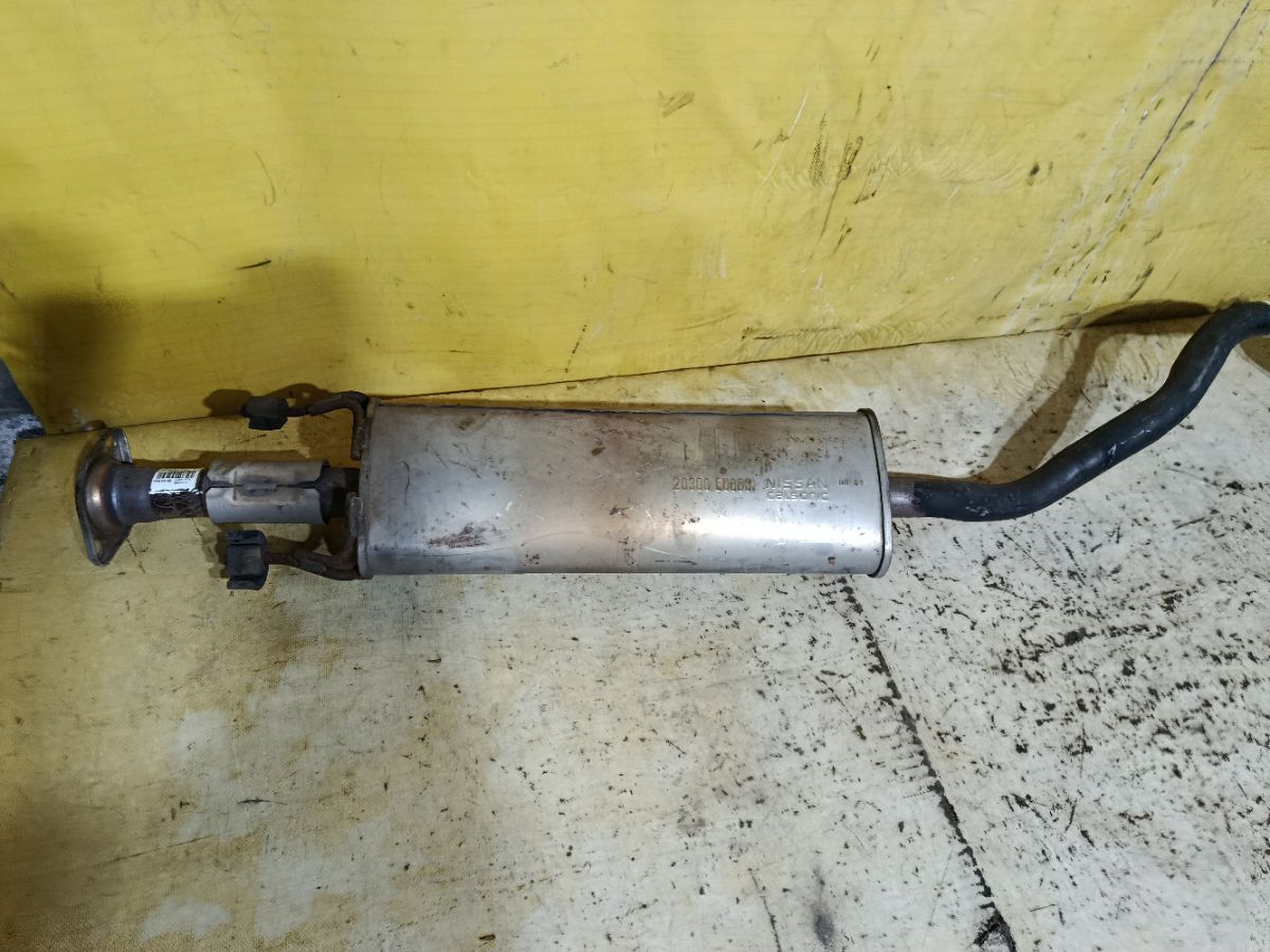 Глушитель на Nissan Note E11 HR15DE Фото 2
