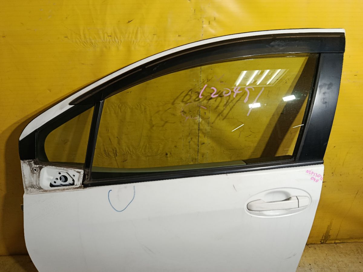 Дверь боковая на Toyota Vitz NSP130 Фото 6