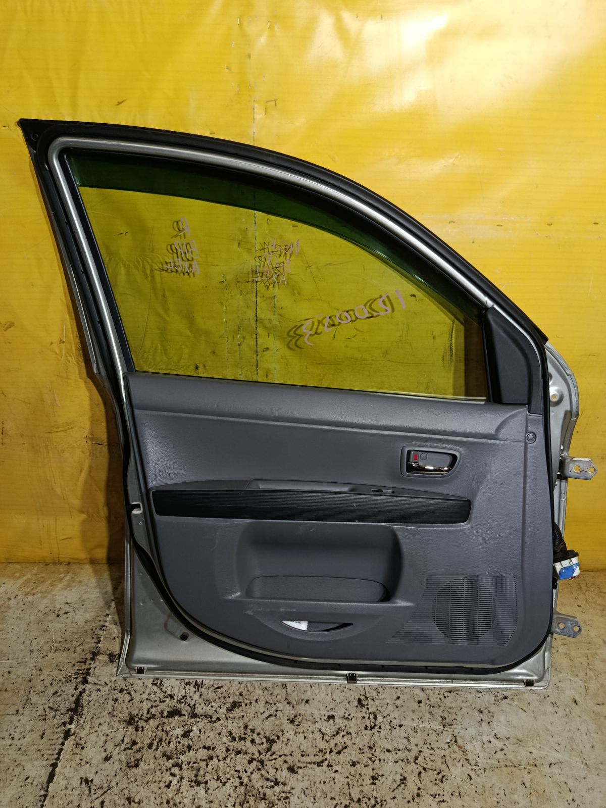 Дверь боковая на Mazda Demio DY3W Фото 6