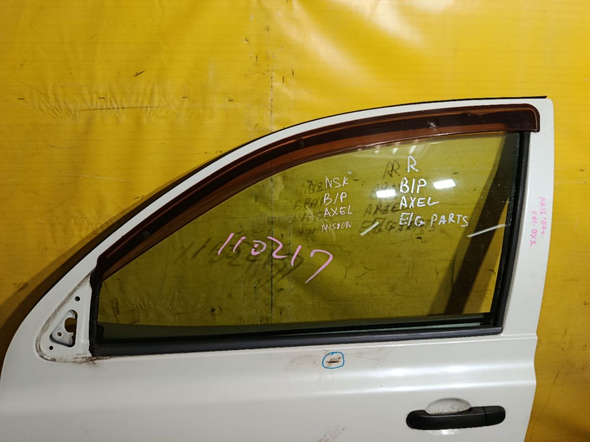 Дверь боковая на Nissan March AK12 Фото 6