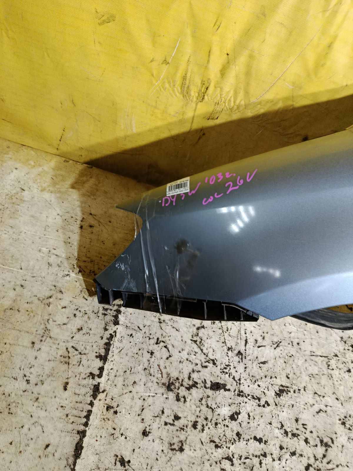 Крыло переднее на Mazda Demio DY3W Фото 2