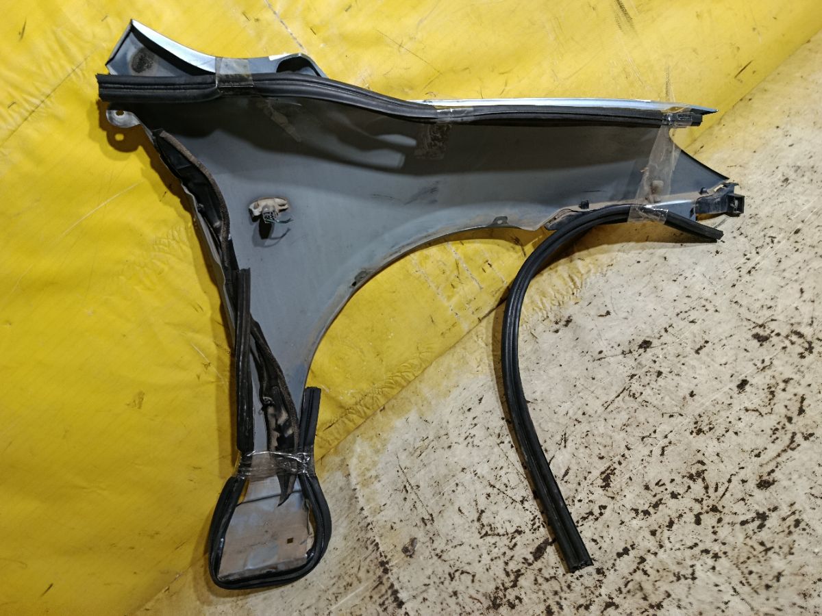 Крыло переднее на Mazda Demio DY3W Фото 5
