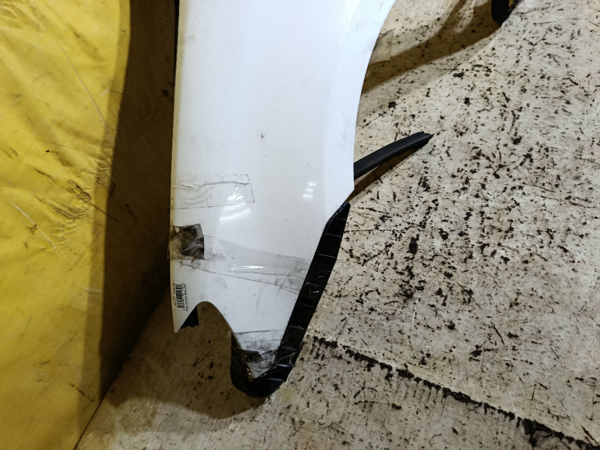 Крыло переднее на Mazda Demio DY3W Фото 2