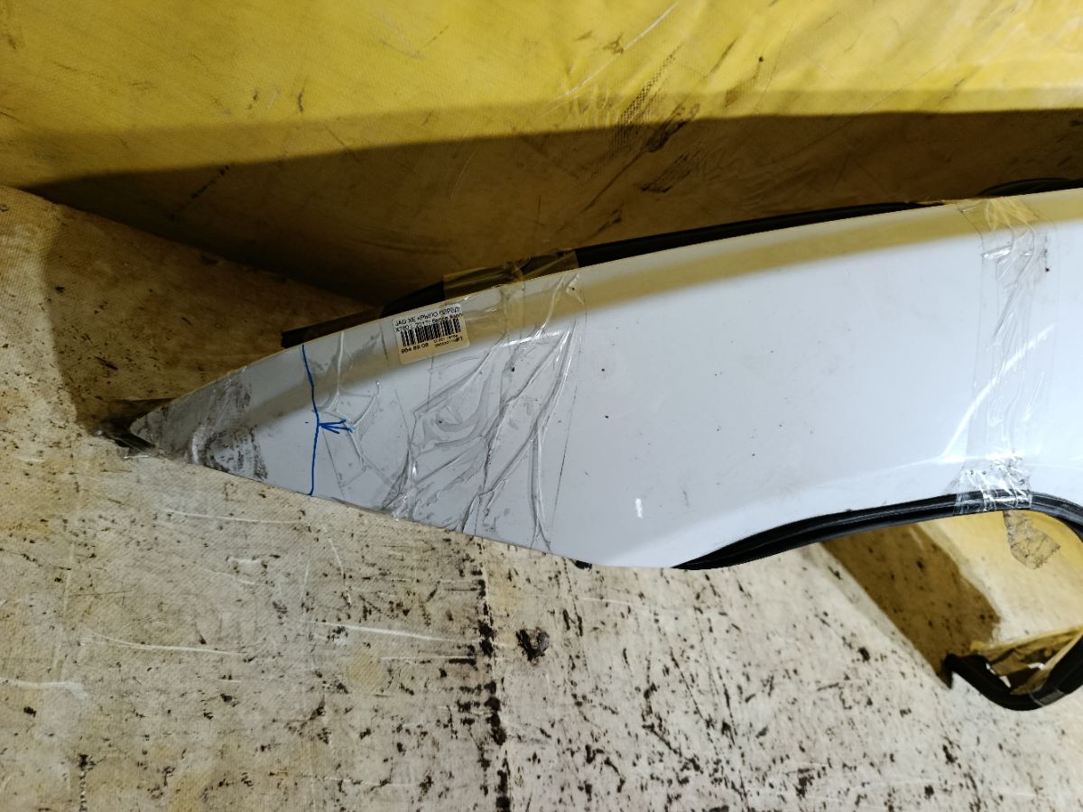 Крыло переднее на Jaguar Xe X760 Фото 4