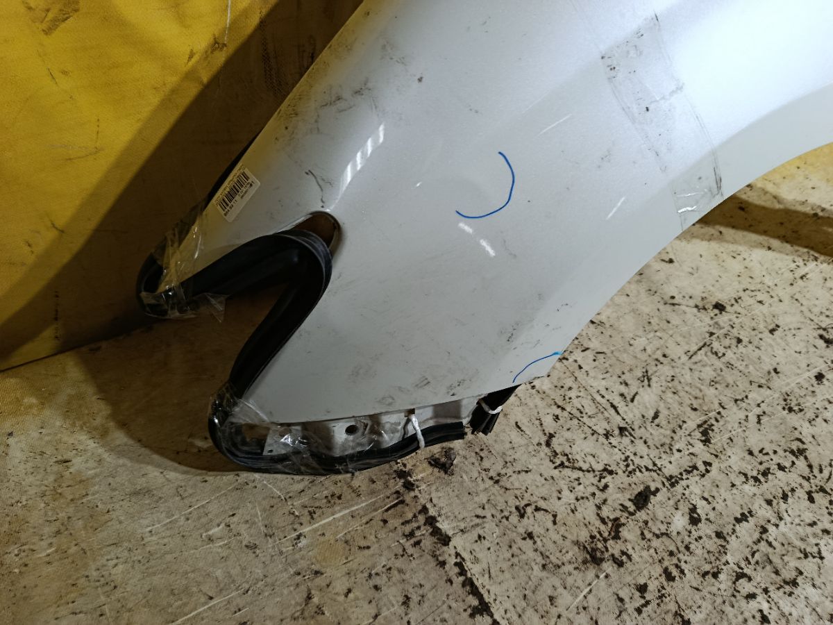 Крыло переднее на Toyota Wish ZGE20G Фото 4