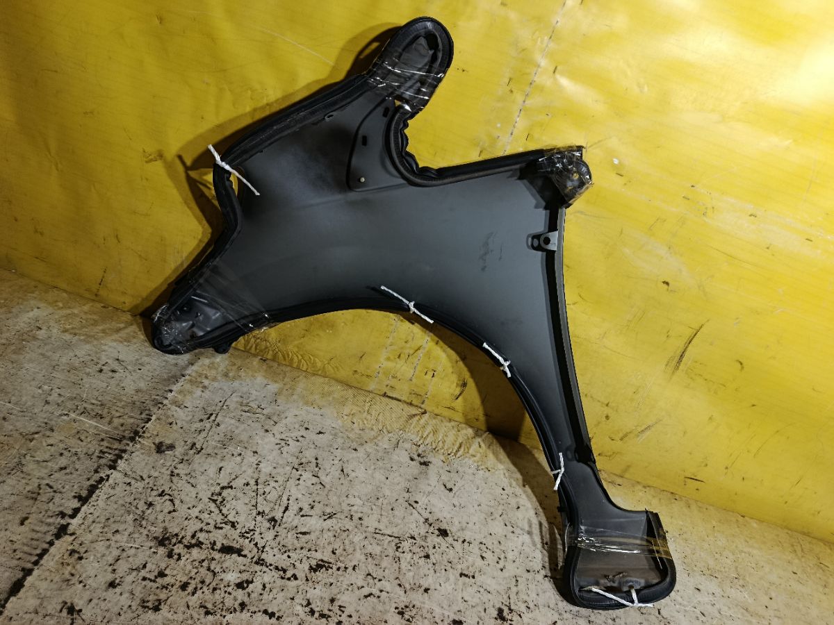 Крыло переднее на Honda Fit Hybrid GP1 Фото 5