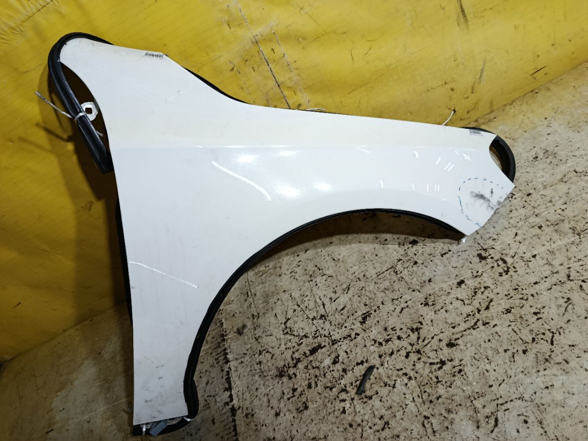 Крыло переднее на Mercedes-Benz A-Class W176.042 Фото 1