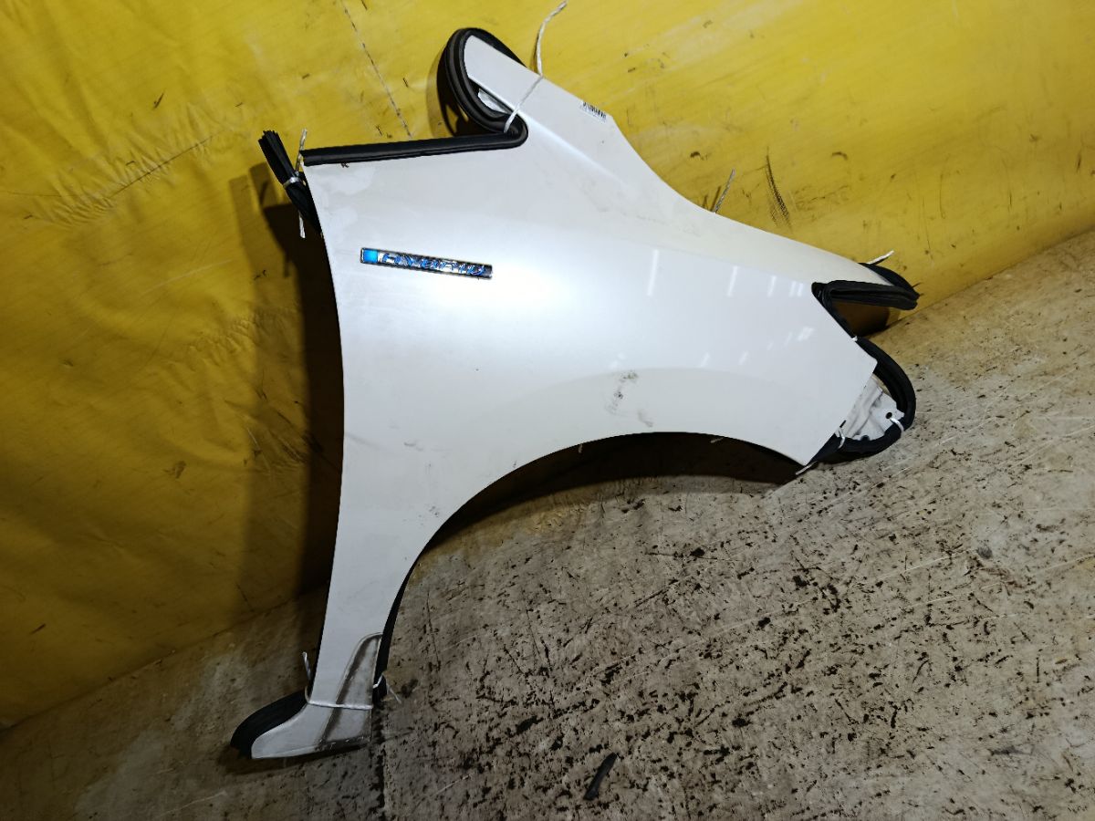 Крыло переднее на Honda Fit Hybrid GP5 Фото 1