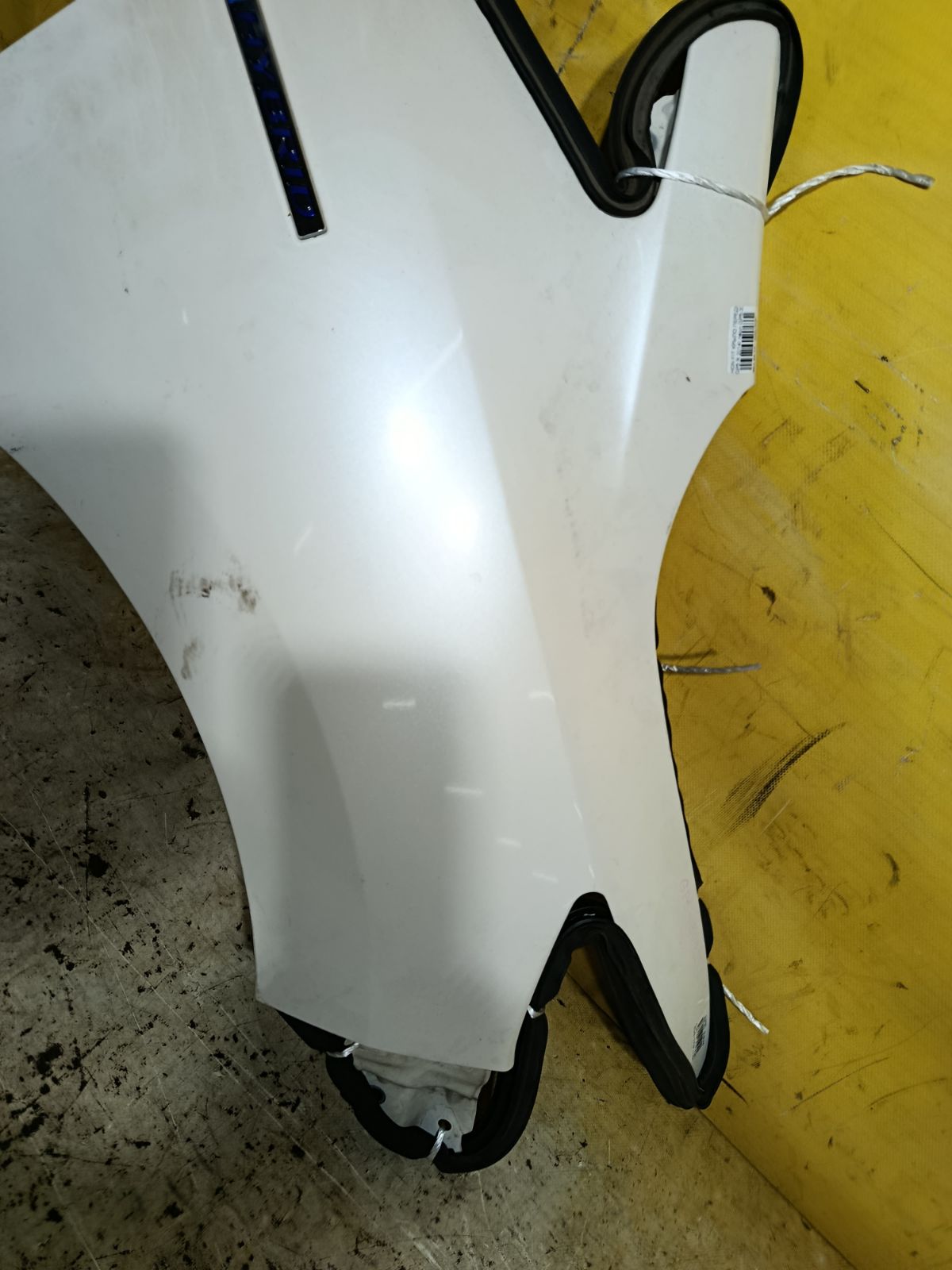 Крыло переднее на Honda Fit Hybrid GP5 Фото 3