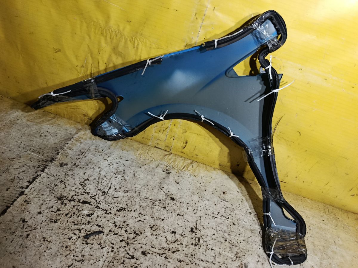 Крыло переднее на Honda Insight ZE2 Фото 5