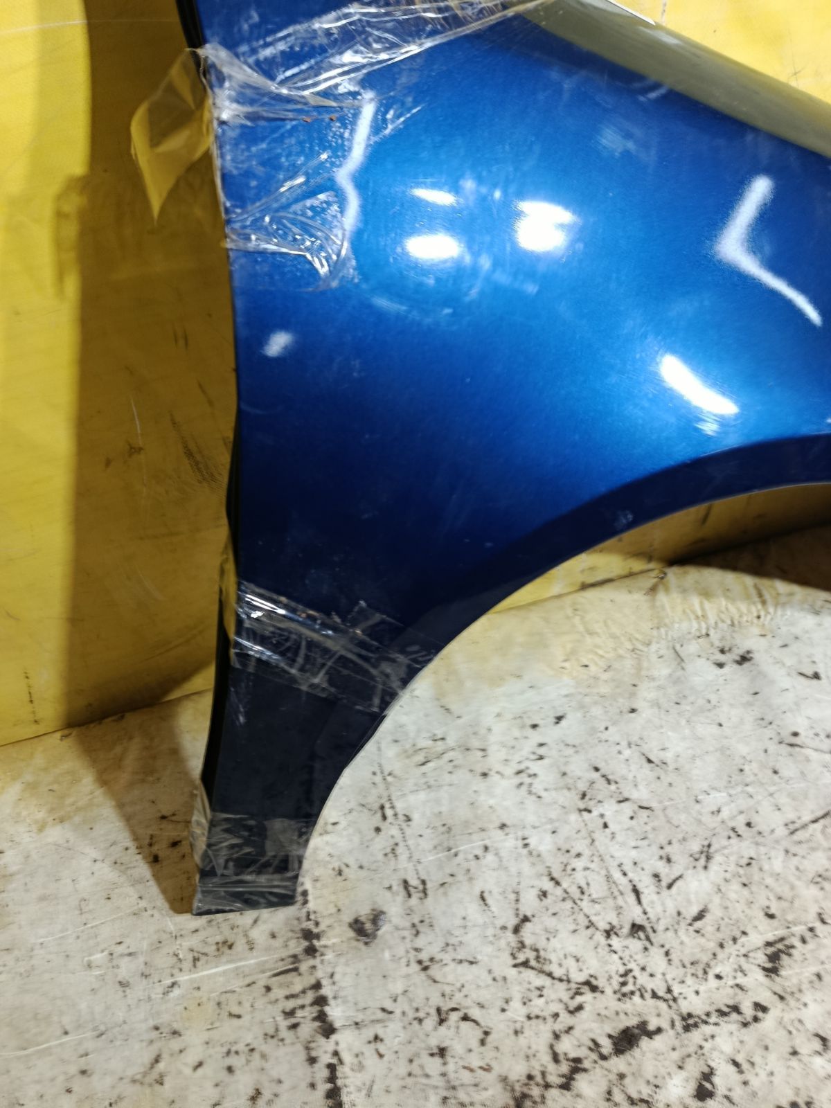 Крыло переднее на Volkswagen Golf V 1K Фото 4