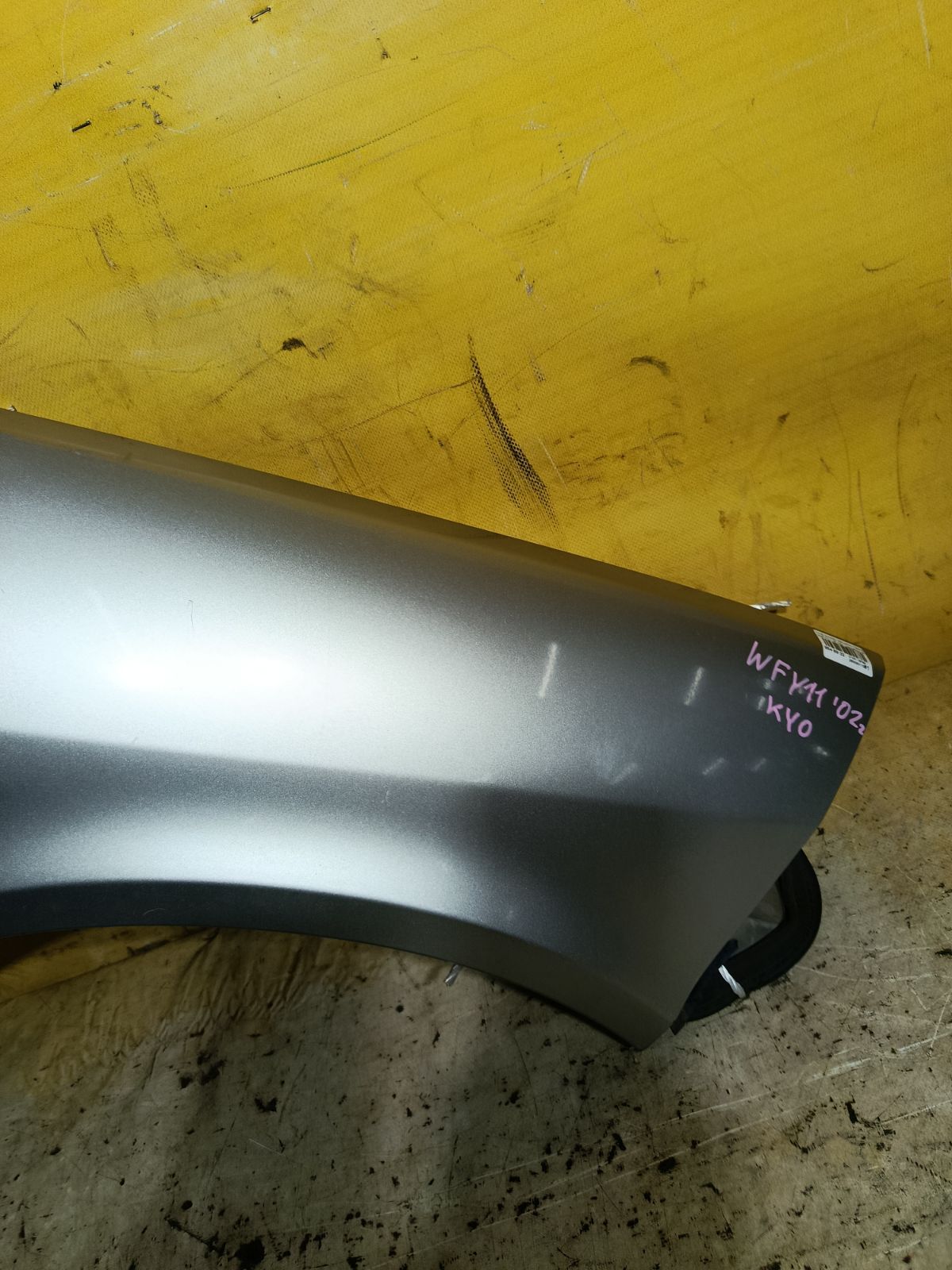 Крыло переднее на Nissan Wingroad WFY11 Фото 4