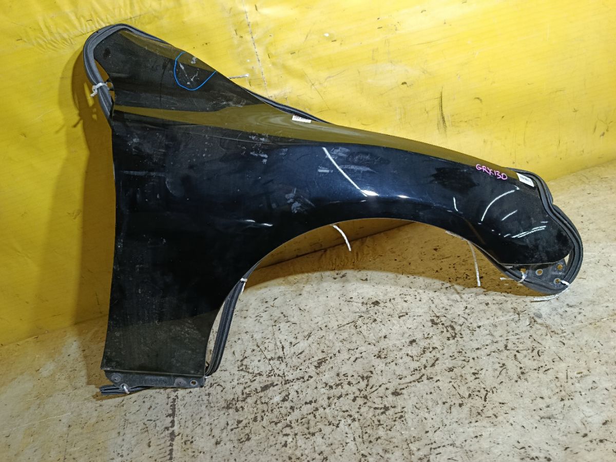 Крыло переднее на Toyota Mark X GRX130 Фото 1