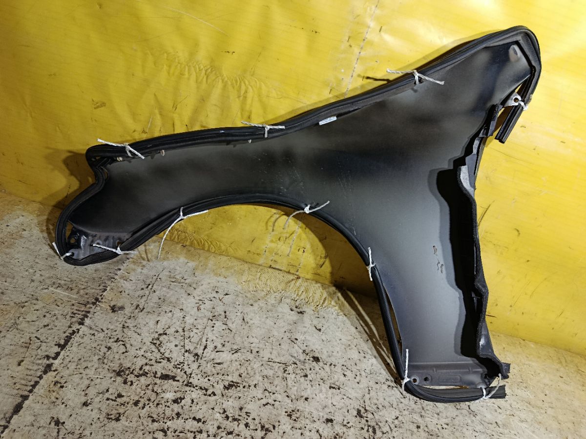 Крыло переднее на Toyota Mark X GRX130 Фото 6