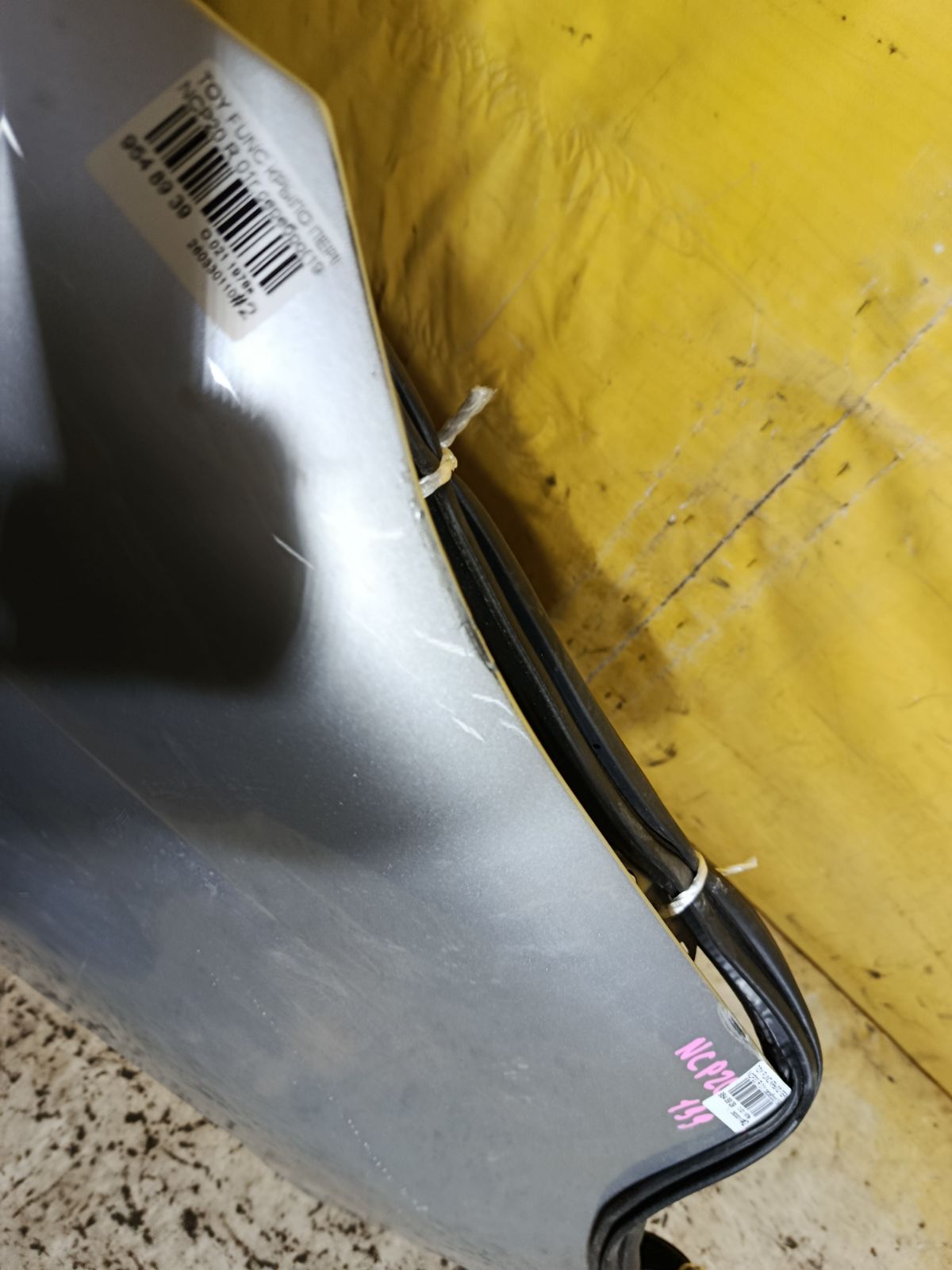 Крыло переднее на Toyota Funcargo NCP20 Фото 6