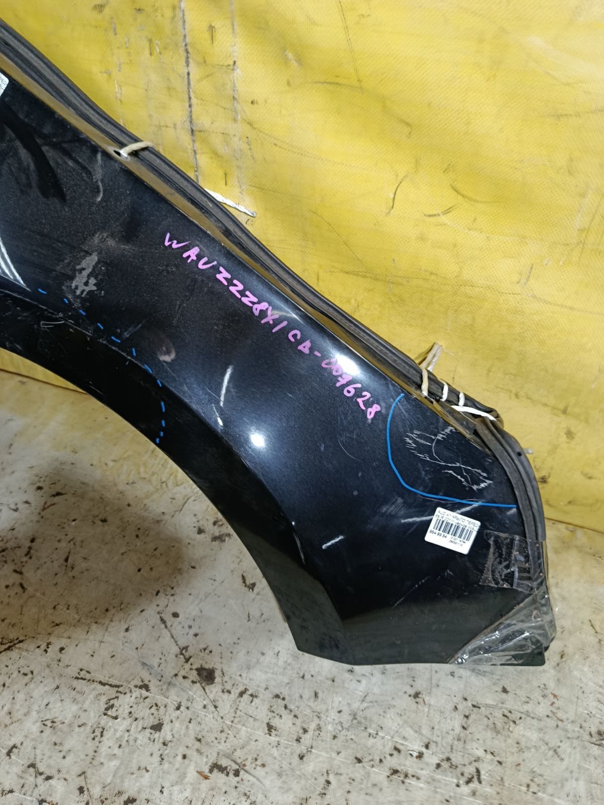 Крыло переднее на Audi A1 8X Фото 5