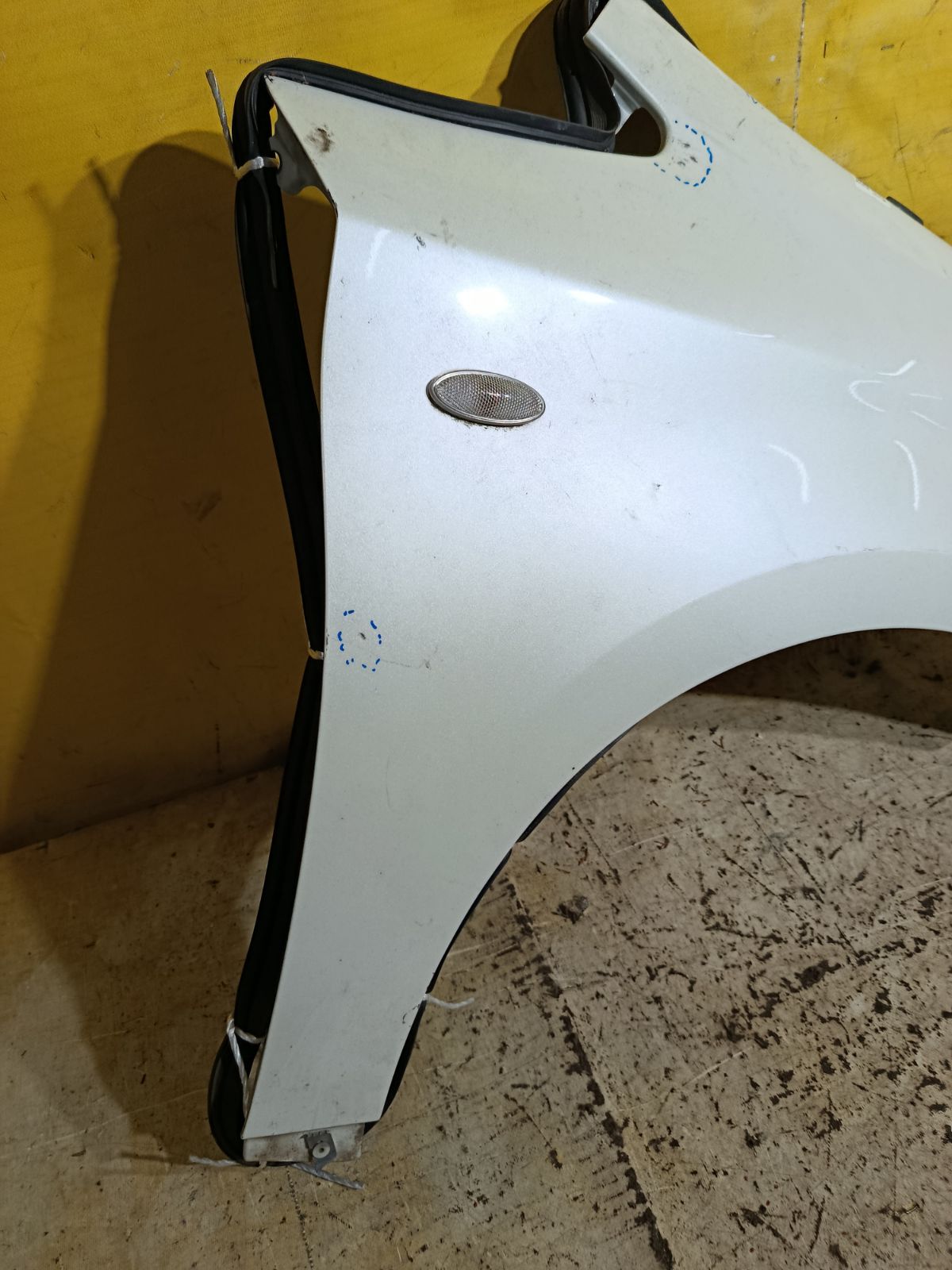 Крыло переднее на Toyota Wish ZGE20G Фото 2