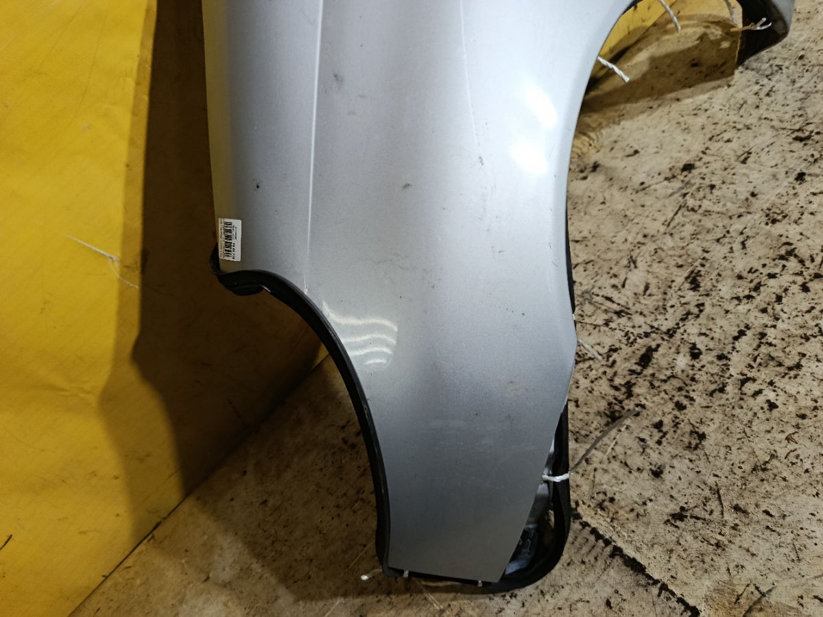 Крыло переднее на Toyota Ractis NCP120 Фото 2
