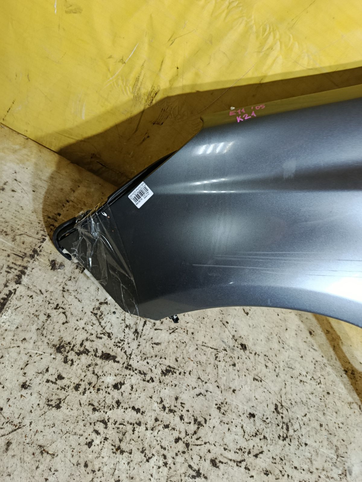 Крыло переднее на Nissan Note E11 Фото 2