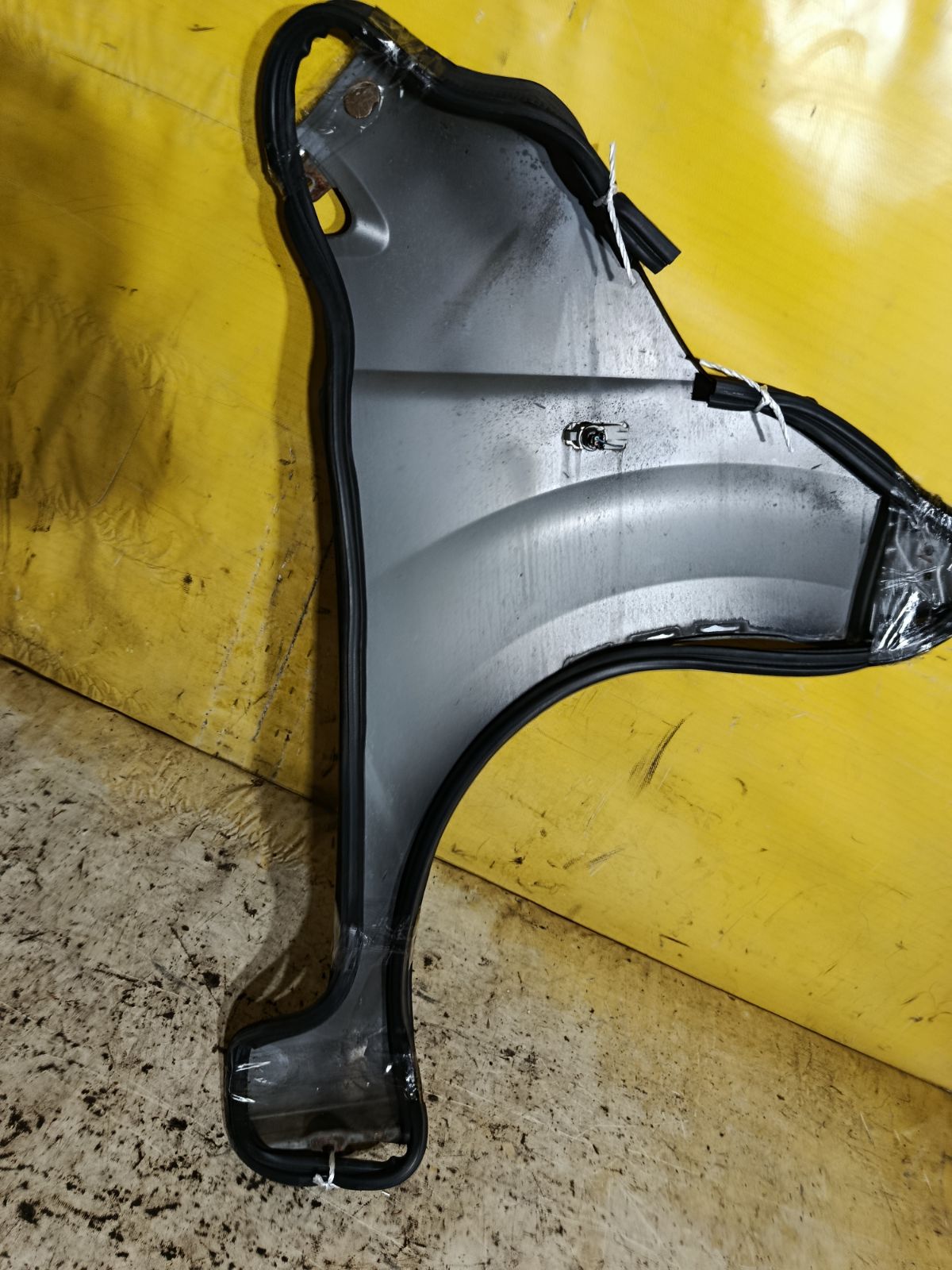 Крыло переднее на Honda N-Wgn JH1 Фото 5