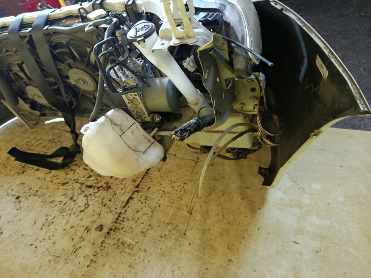 Ноускат на Toyota Wish ZGE20G Фото 18