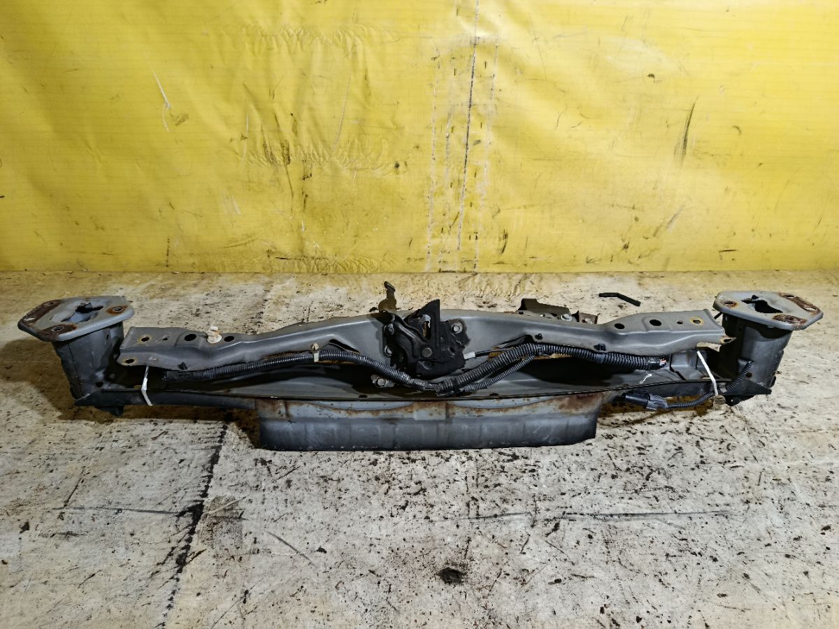 Жесткость бампера на Honda Fit Hybrid GP1 Фото 1