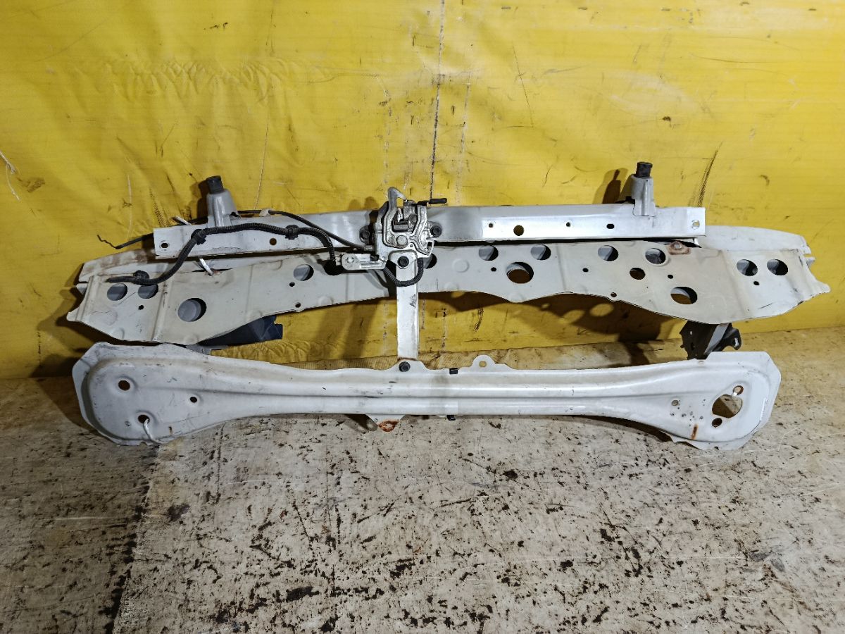 Жесткость бампера на Daihatsu Move LA100S Фото 1