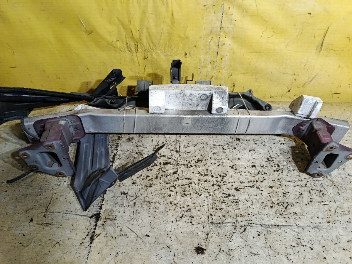 Жесткость бампера на Nissan Note E11 Фото 4