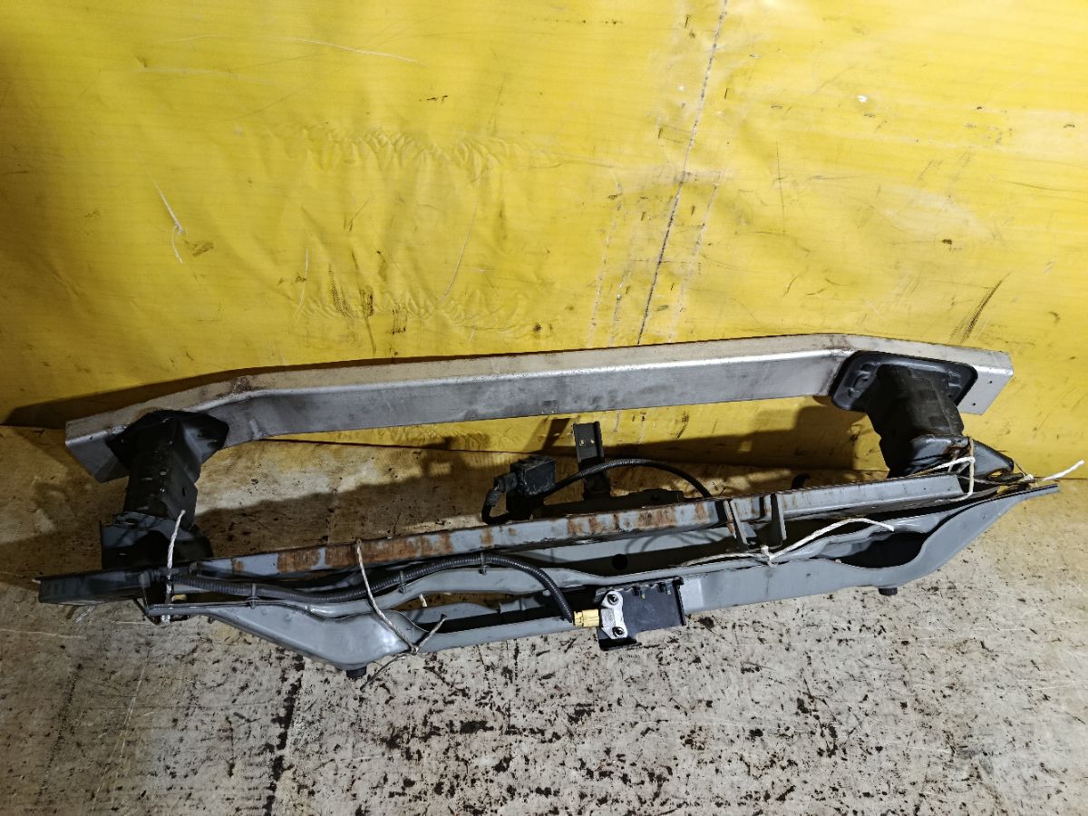 Жесткость бампера на Nissan Note E11 Фото 4