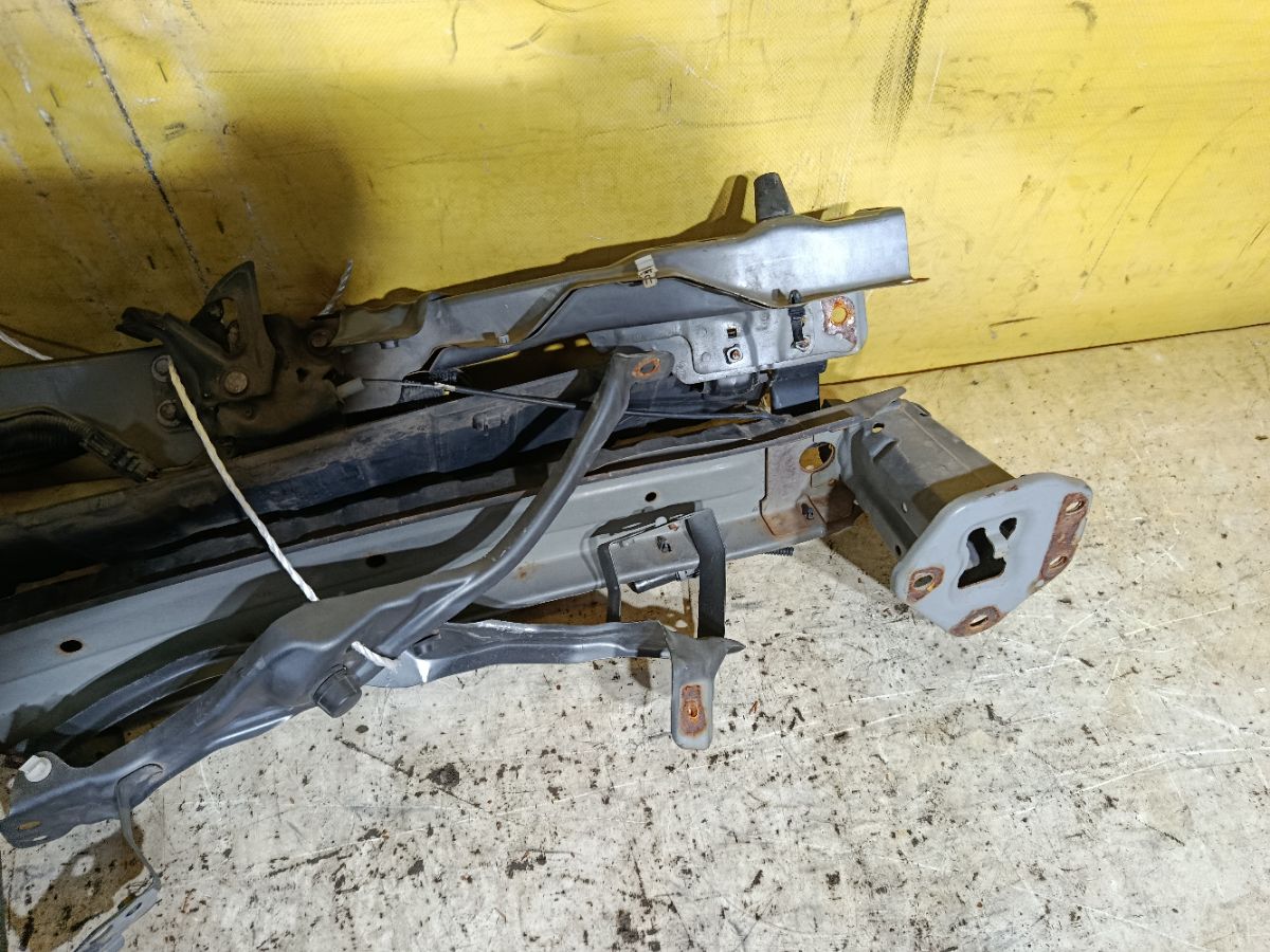 Жесткость бампера на Honda Freed GB3 Фото 4