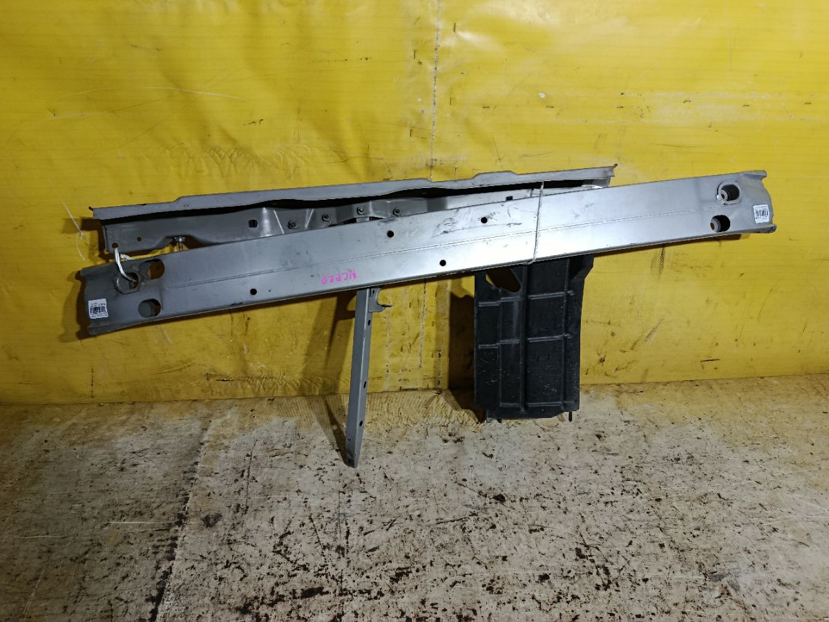 Жесткость бампера на Toyota Funcargo NCP20 Фото 1