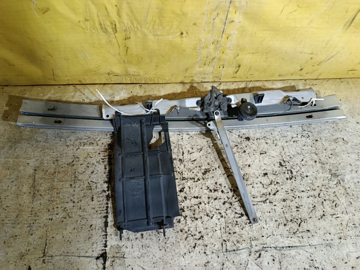 Жесткость бампера на Toyota Funcargo NCP20 Фото 2