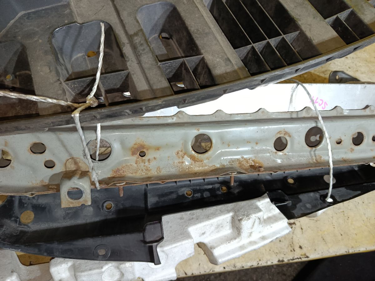 Жесткость бампера на Nissan Tiida Latio SC11 Фото 4