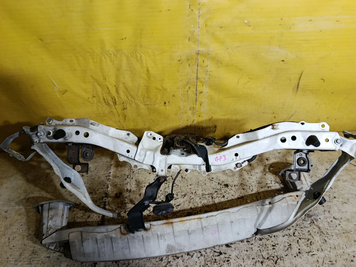 Жесткость бампера на Honda Freed Hybrid GP3 Фото 3