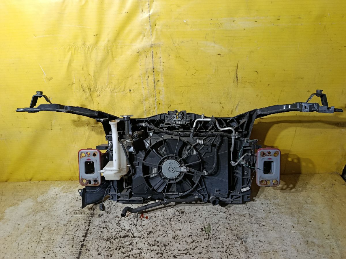 Телевизор на Mazda Verisa DC5W ZY-VE Фото 4