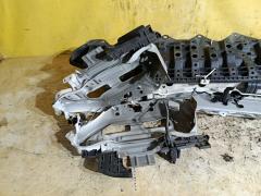 Жесткость бампера 52131-52250 на Toyota Ractis NCP120 Фото 2