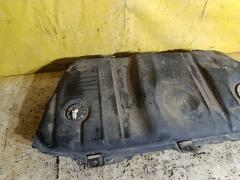 Бак топливный на Toyota Noah AZR65G 1AZ-FSE Фото 2