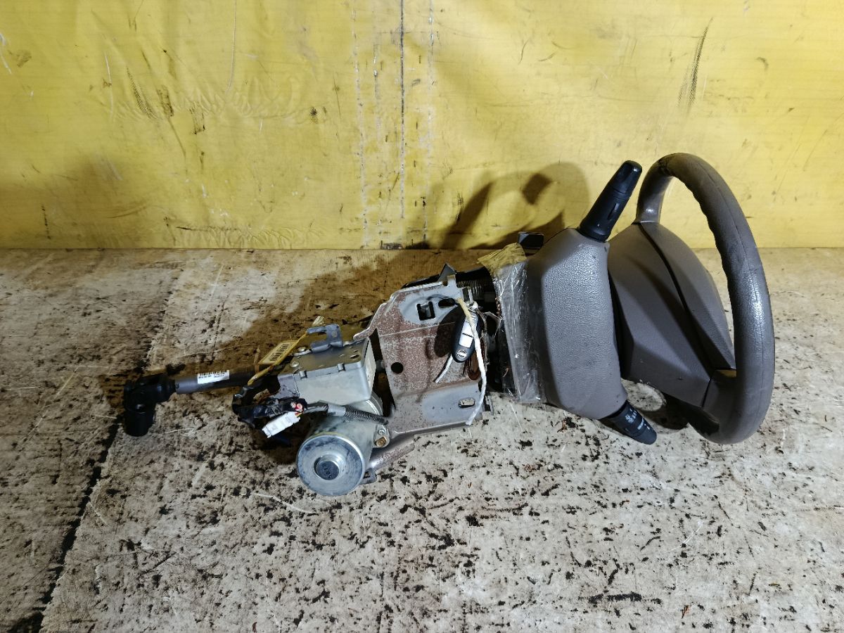 Рулевая колонка на Nissan Note E11 Фото 1