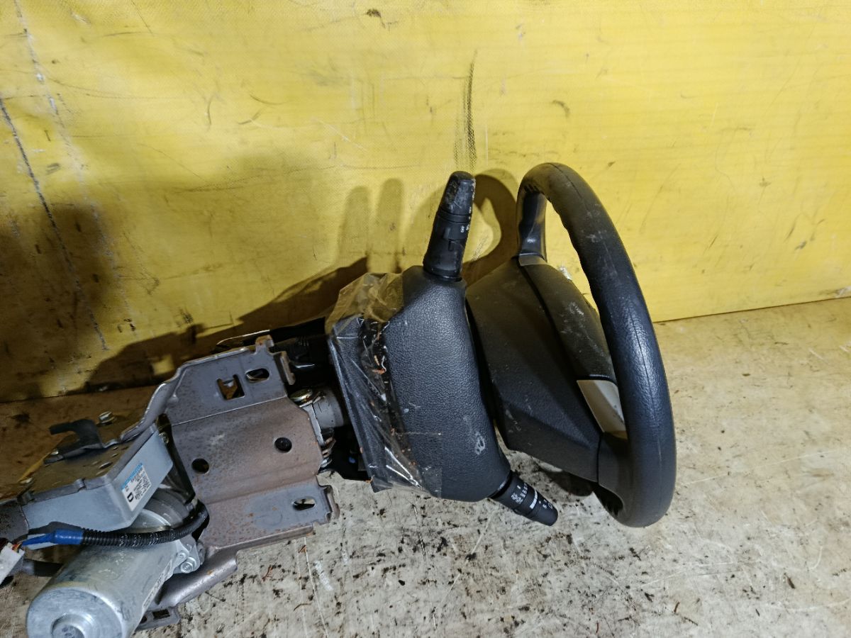Рулевая колонка на Nissan Note E11 Фото 3