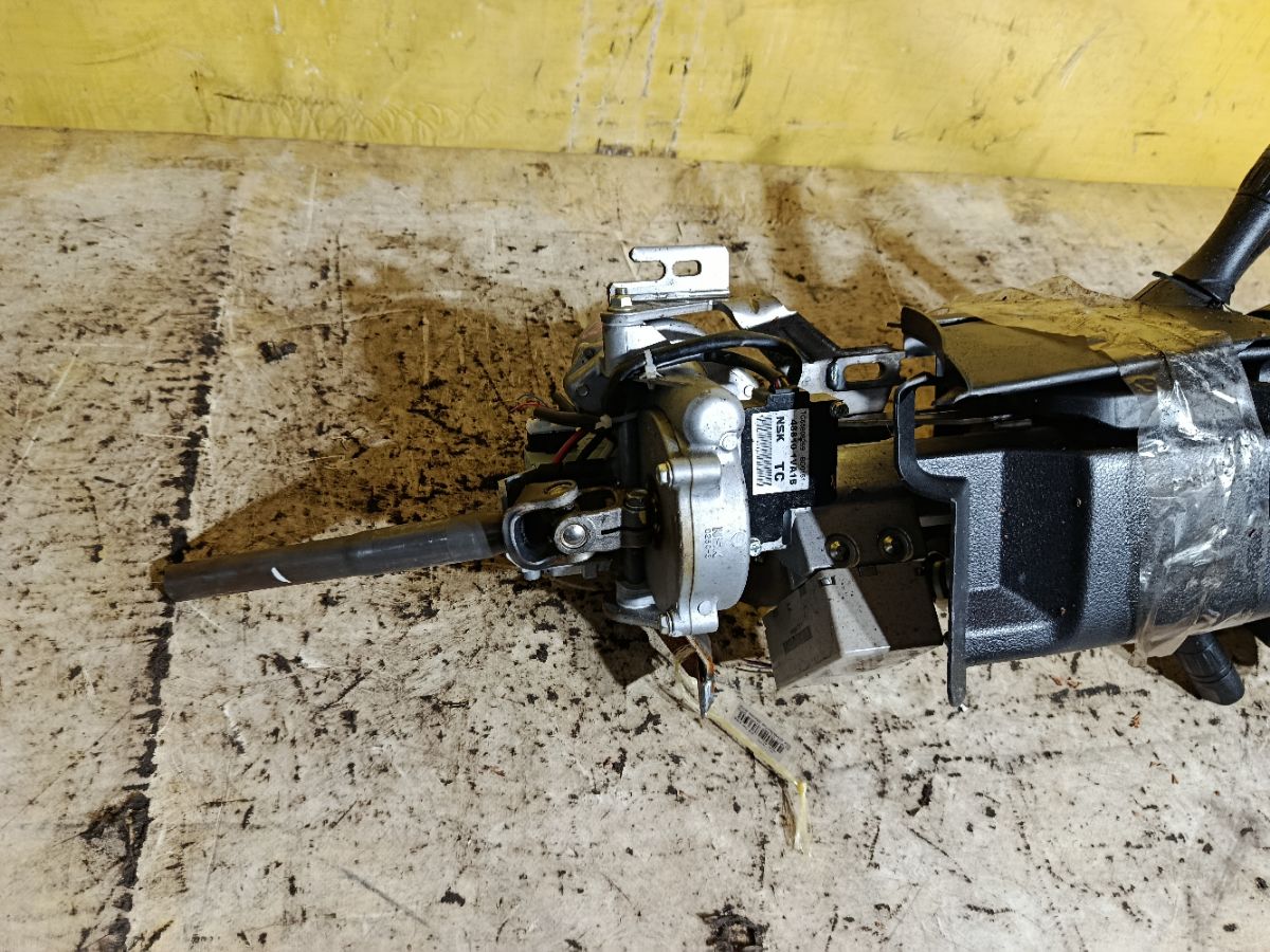 Рулевая колонка на Nissan Serena C26 Фото 2