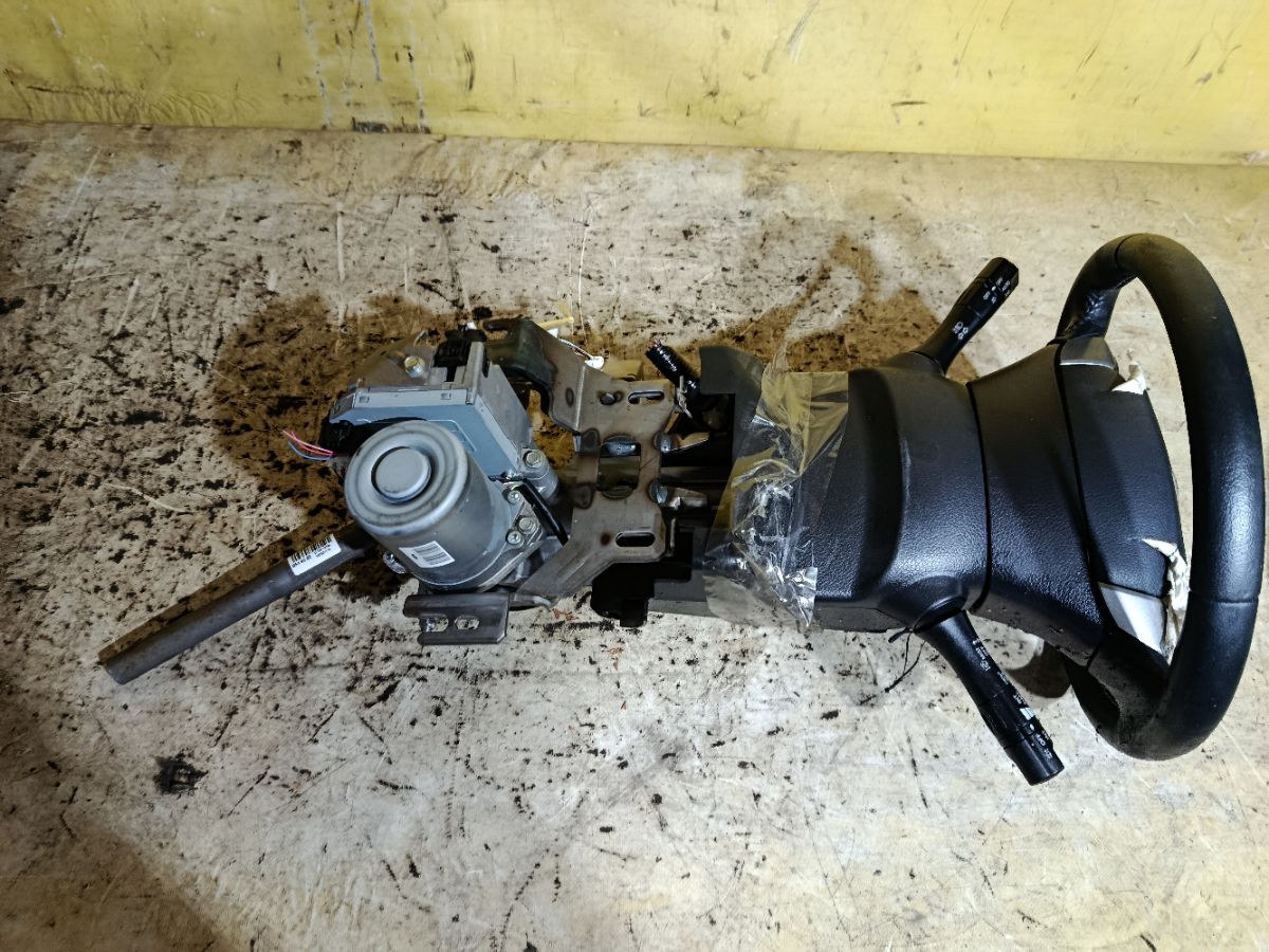 Рулевая колонка на Nissan Serena C26 Фото 4