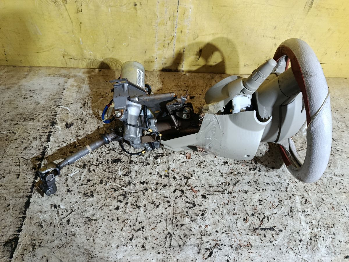 Рулевая колонка на Nissan March AK12 Фото 1