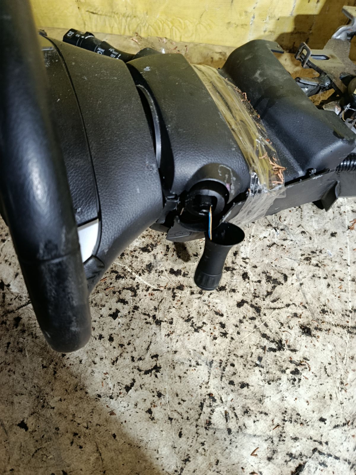 Рулевая колонка на Nissan Serena C26 Фото 6