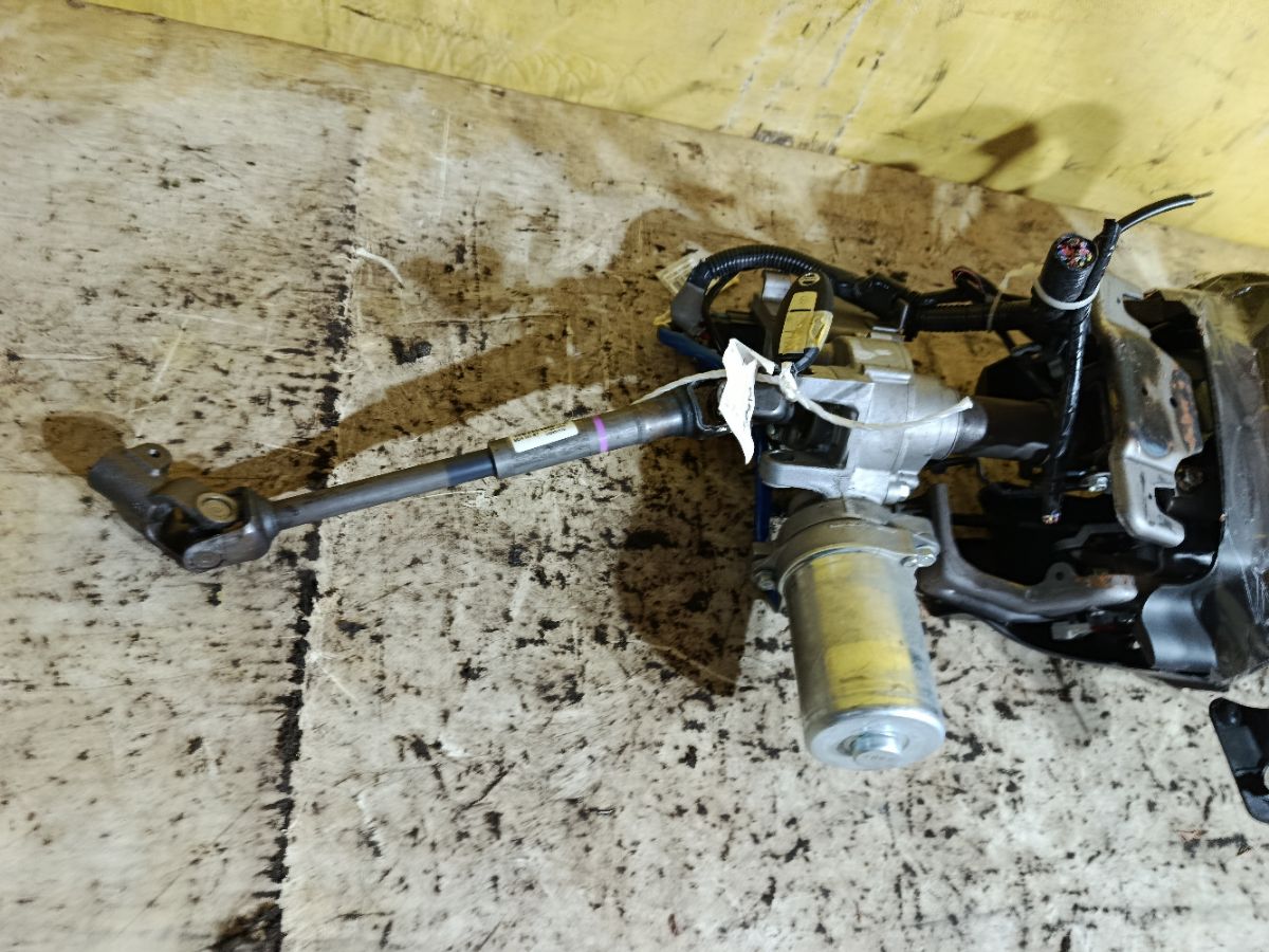 Рулевая колонка на Nissan Cube Z12 Фото 3