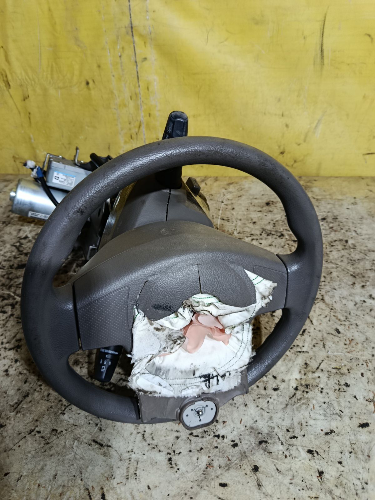 Рулевая колонка на Nissan Note E11 Фото 4