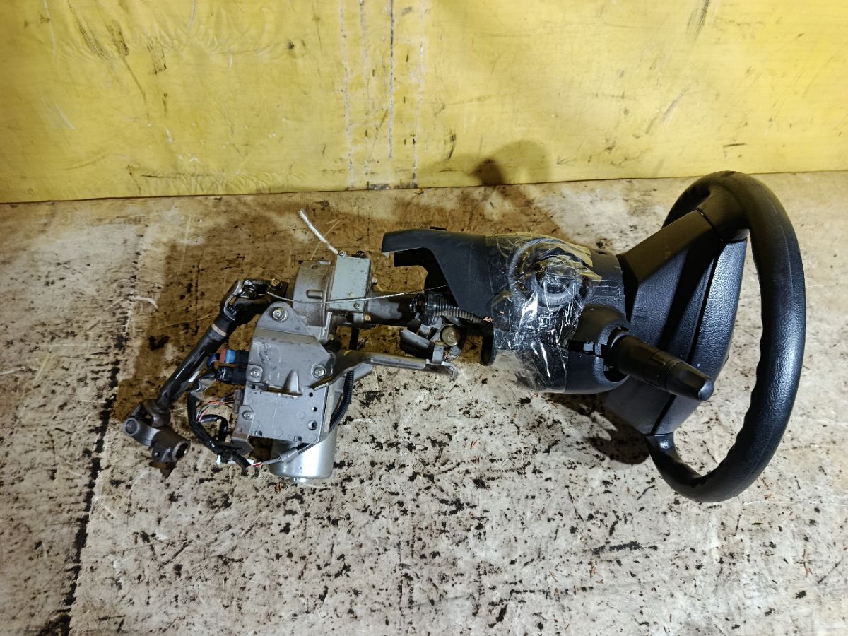 Рулевая колонка на Nissan Note E11 Фото 3