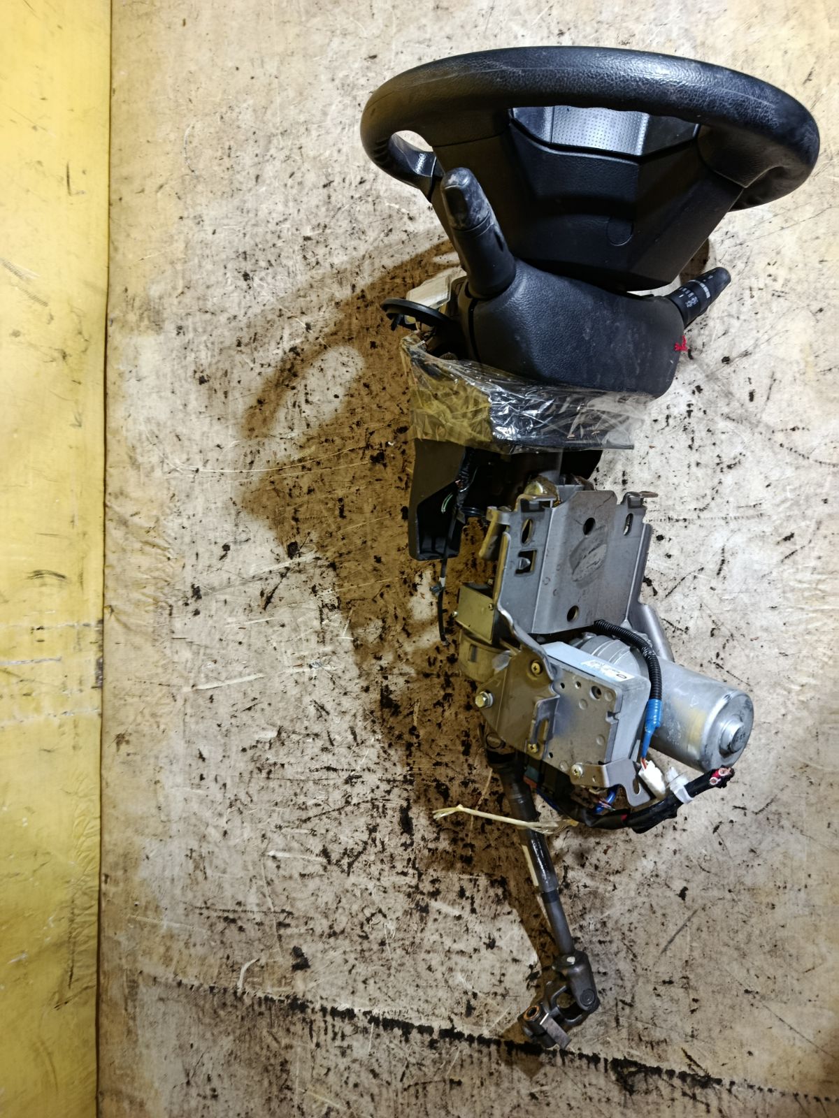 Рулевая колонка на Nissan Note E11 Фото 4