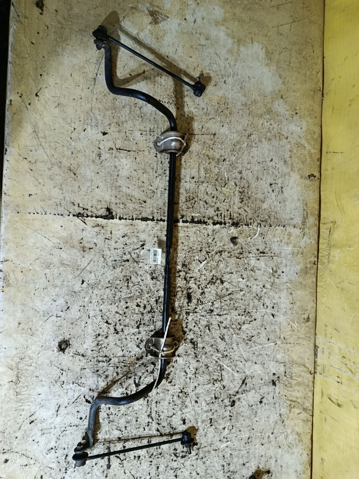 Стабилизатор на Mazda Demio DY3W ZJ-VE Фото 1