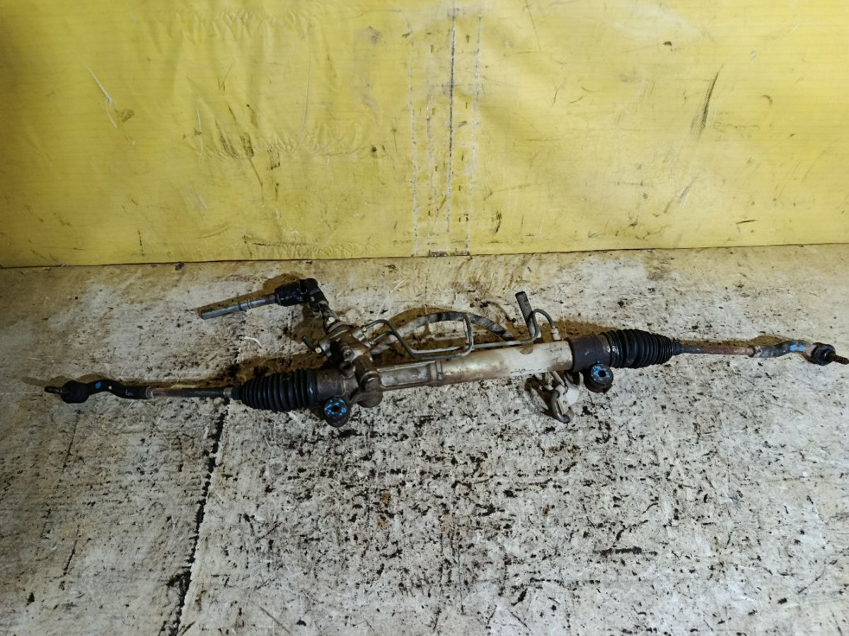 Рулевая рейка на Toyota Noah AZR65G 1AZ-FSE Фото 1