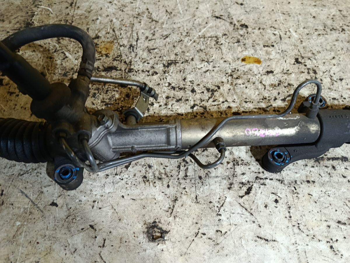 Рулевая рейка на Toyota Noah AZR60G 1AZ-FSE Фото 3